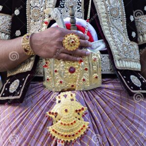 Vasthra saha Abarana